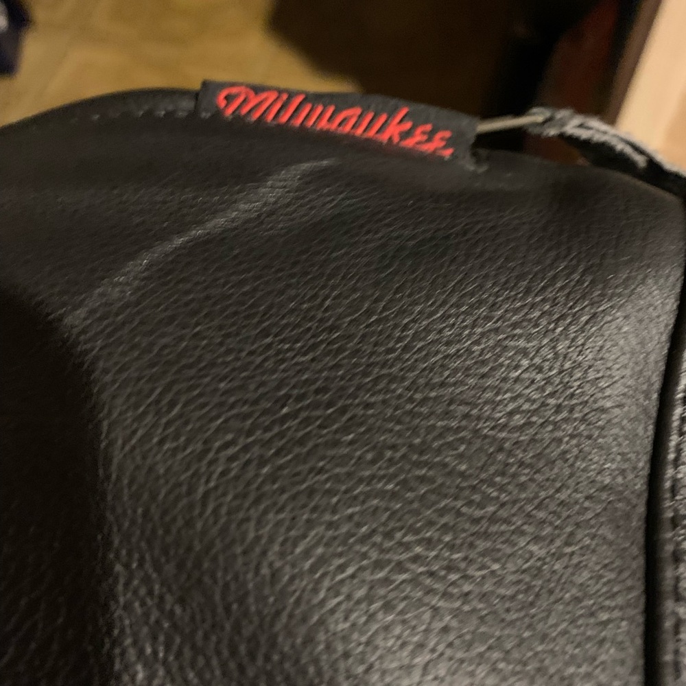 Milwaukee leather motorcycle jacket heavy !!